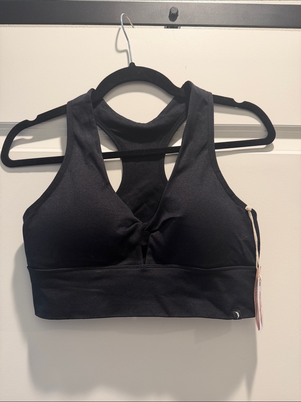 Jessica Simpson Black Twist-Front Racerback Sports Bra